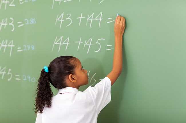 10 Strategi Belajar Matematika yang Terbukti Membuat Nilai Naik